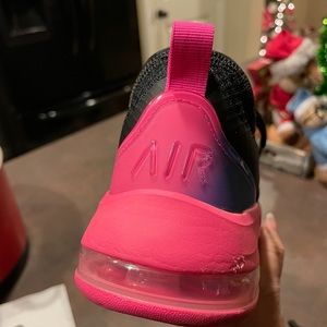 Nike size 7 1/2 women